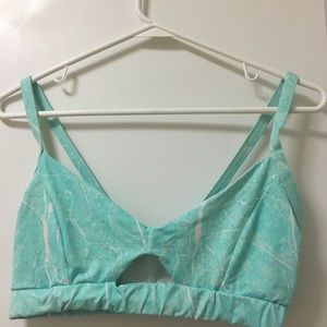 Soulcycle sports bra, marble print